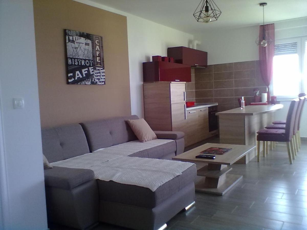 Apartman Mihalj Zadar-Rtina Miletici Dış mekan fotoğraf