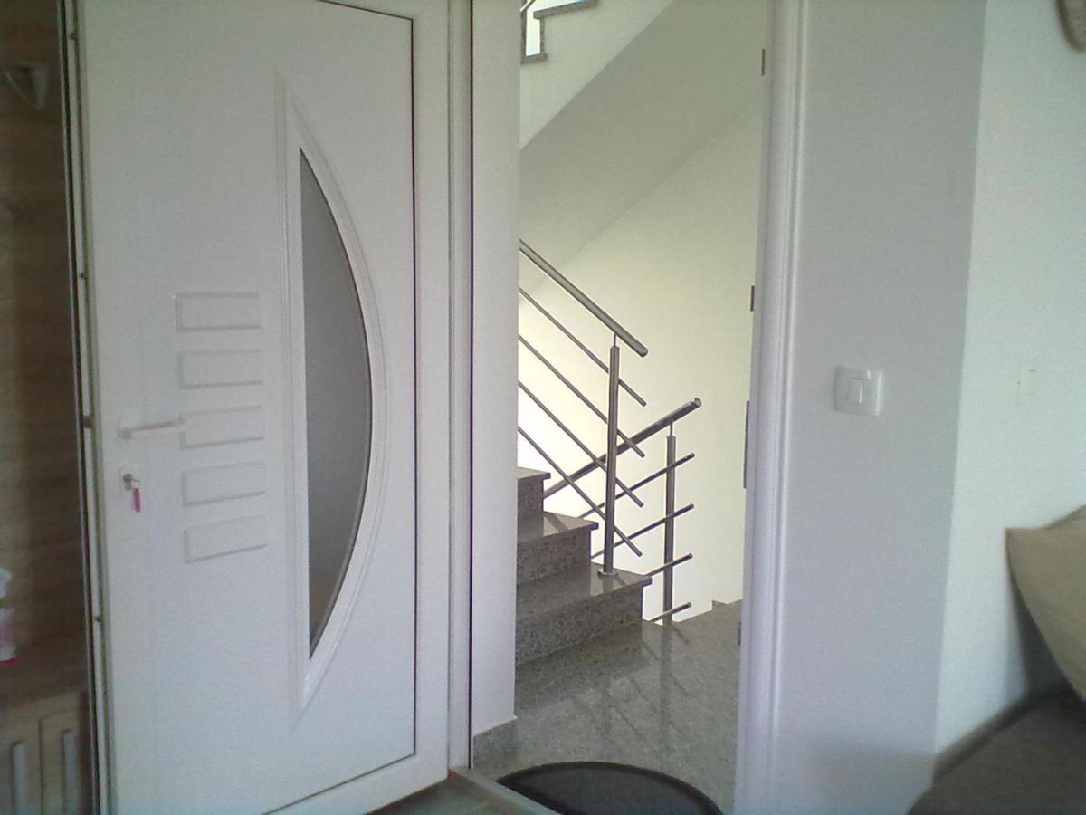 Apartman Mihalj Zadar-Rtina Miletici Dış mekan fotoğraf