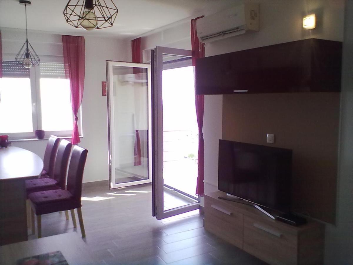 Apartman Mihalj Zadar-Rtina Miletici Dış mekan fotoğraf